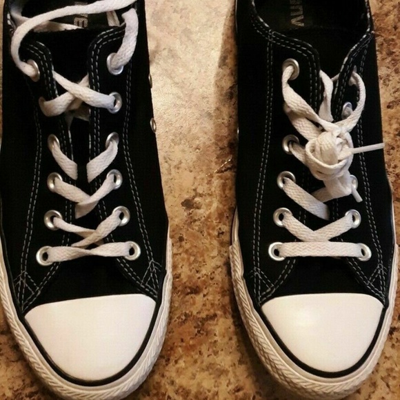 Womens or Mens All Star Converse Sneakers  10 - Picture 1 of 8
